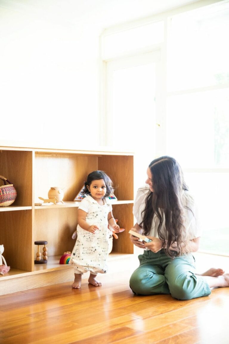 Ergobaby 2-u-1 vreća za spavanje On The Move Cozy (TOG 2.5), Sheep (6-18/M)