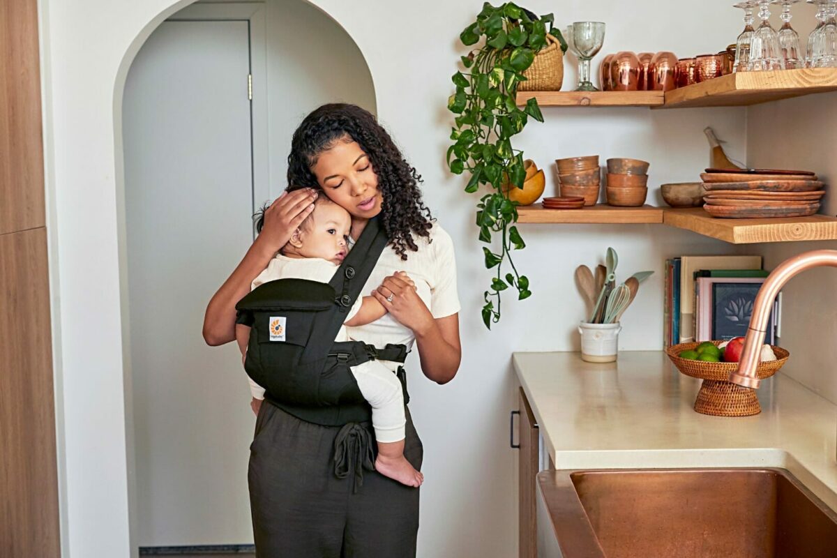 Ergobaby Omni Dream nosiljka, Onyx crna - Slika 11