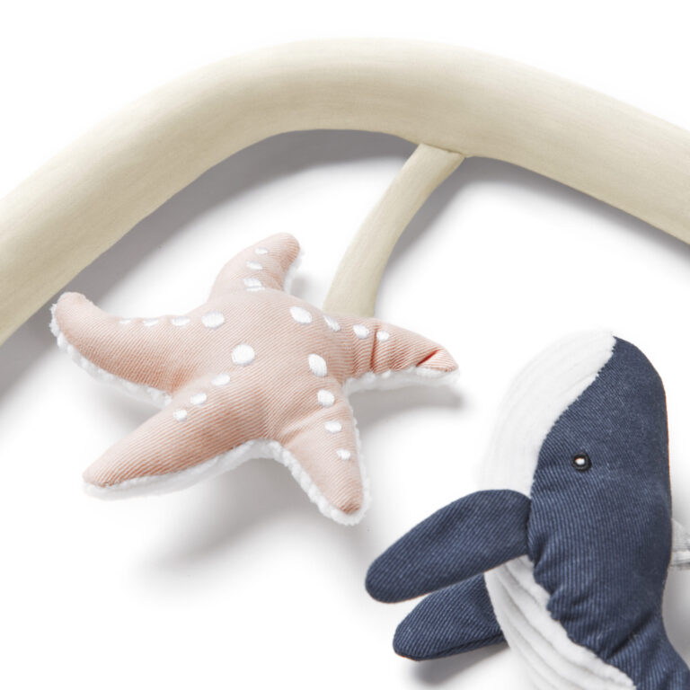 Ergobaby Evolve luk s igračkama Cream