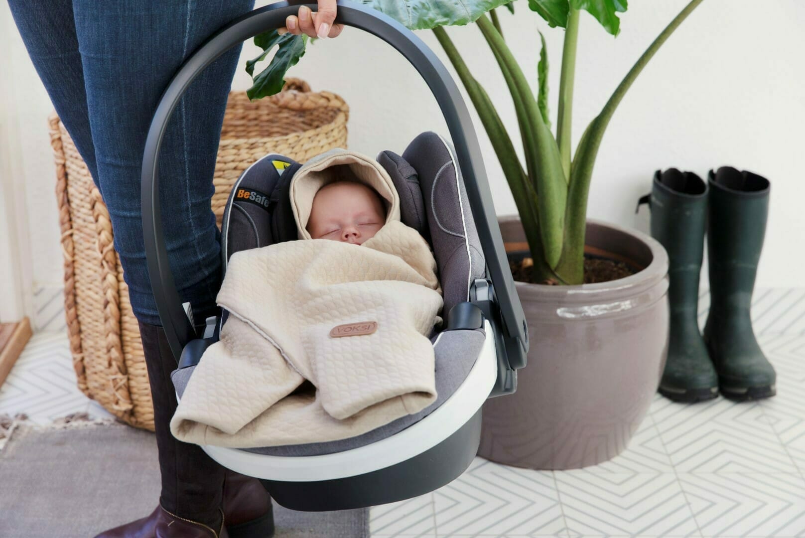 3u1 kolica Ergobaby Metro 3, Graphite Grey + BeSafe iZi Go Modular X2 i-Size autosjedalica - Slika 23
