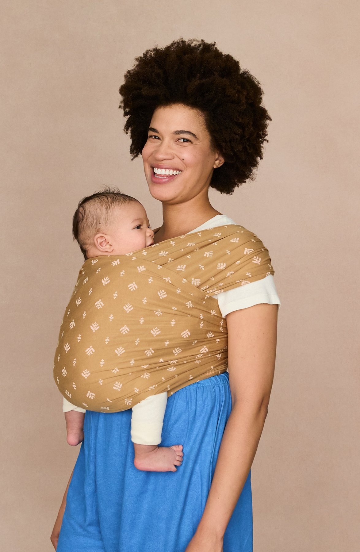 Ergobaby Aura marama Sustainable Knit - Camel Harvest
