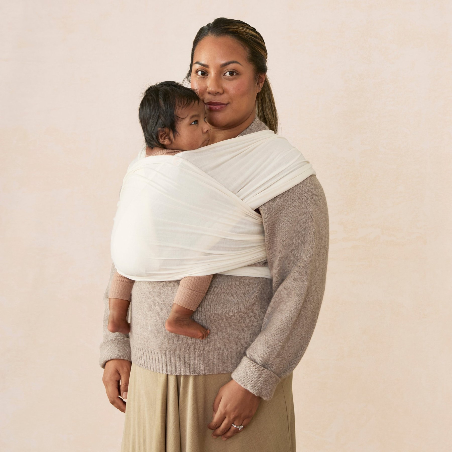 Ergobaby Aura marama Sustainable Knit - Cream - Slika 8