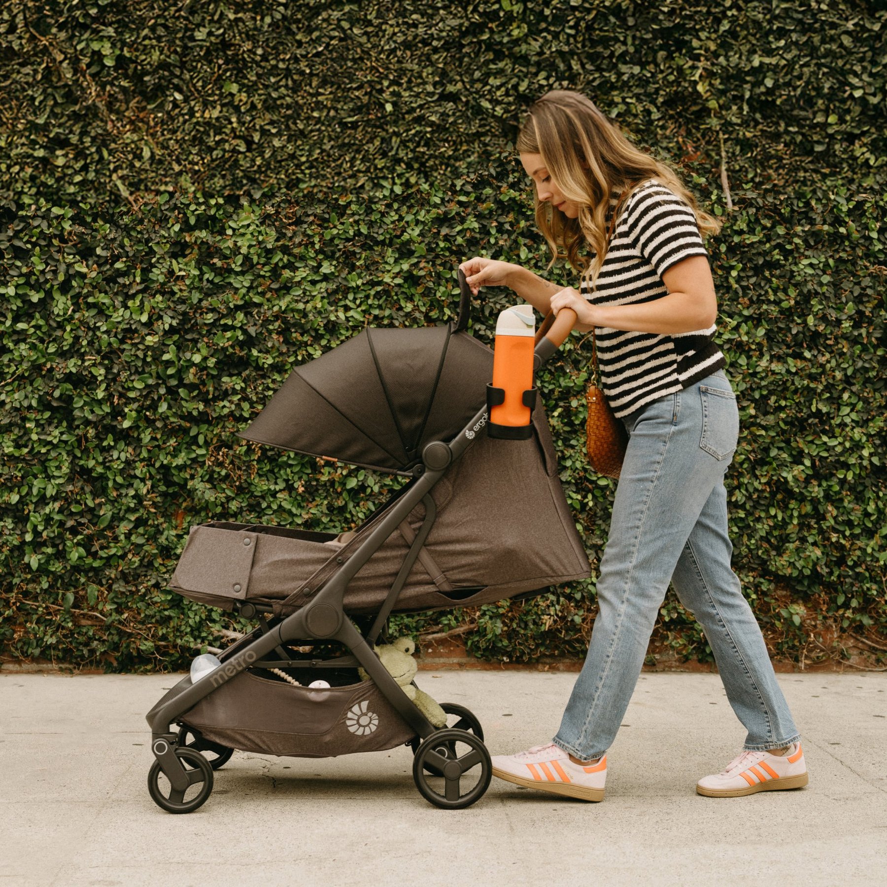 Ergobaby Metro 3 Deluxe kompaktna gradska kolica - Camel - Slika 8