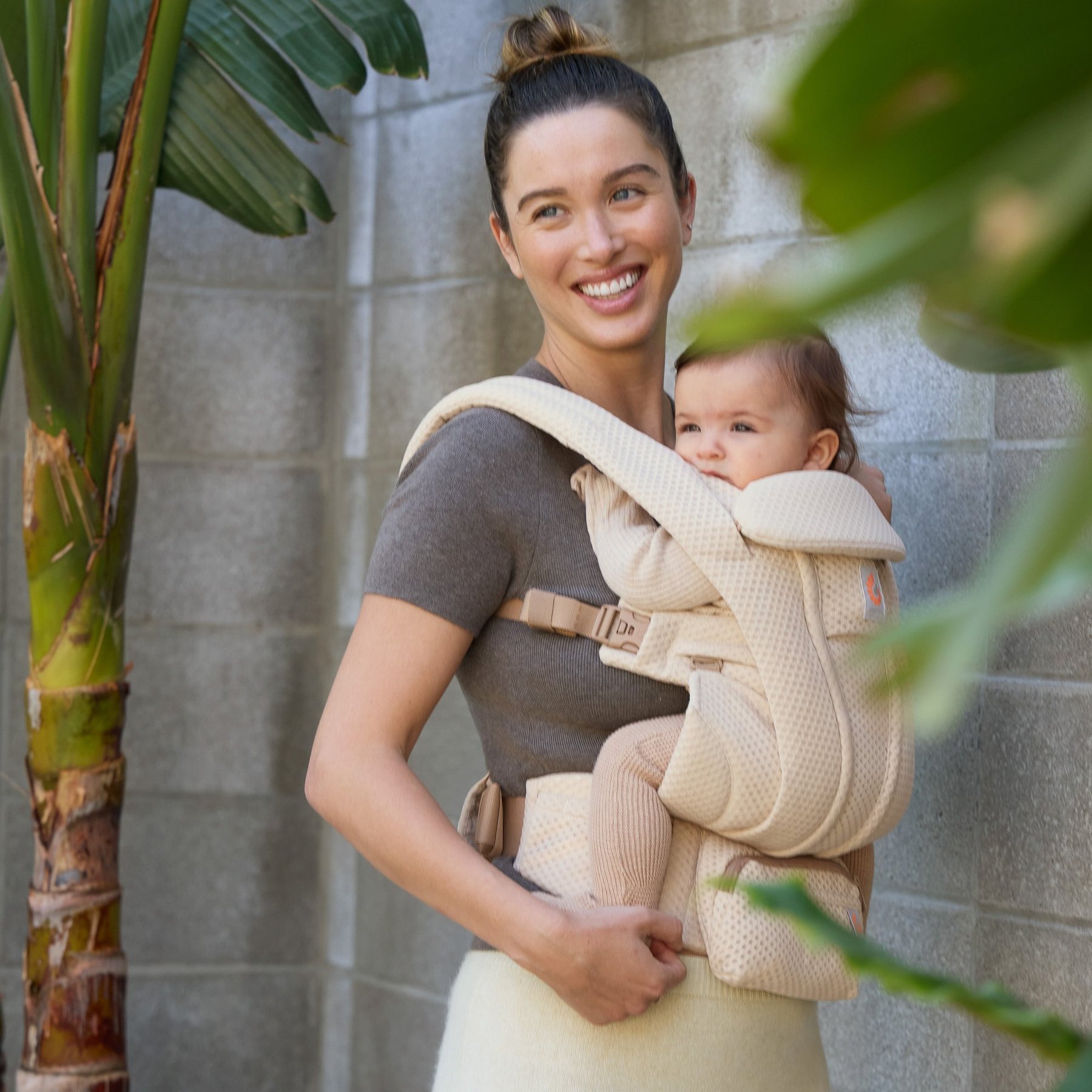 Ergobaby Omni Deluxe Mesh nosiljka - Natural Beige - Slika 12